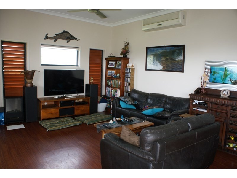 7 Bedarra Terrace, South Mission QLD 4852