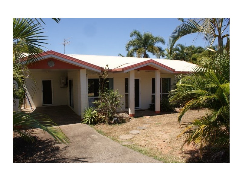 1 Kent Close, Mission Beach QLD 4852
