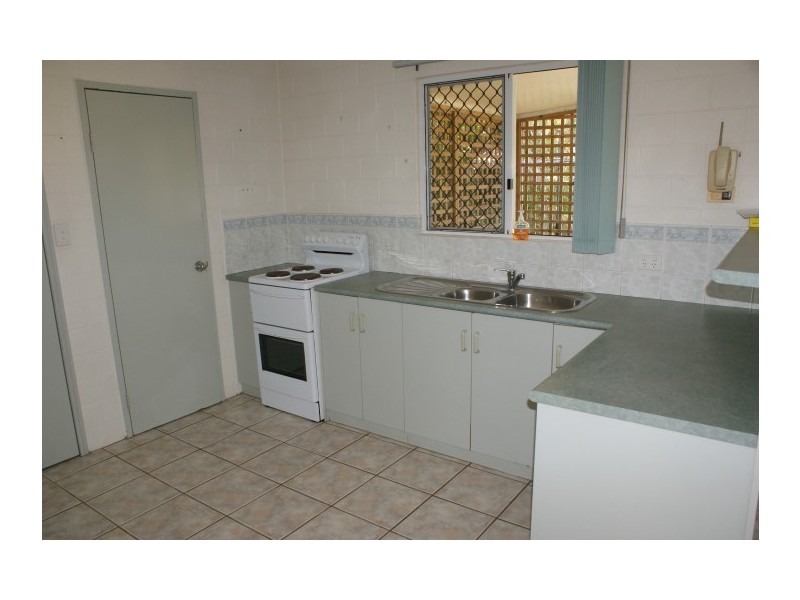 1 Kent Close, Mission Beach QLD 4852