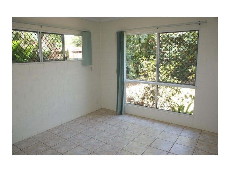 1 Kent Close, Mission Beach QLD 4852