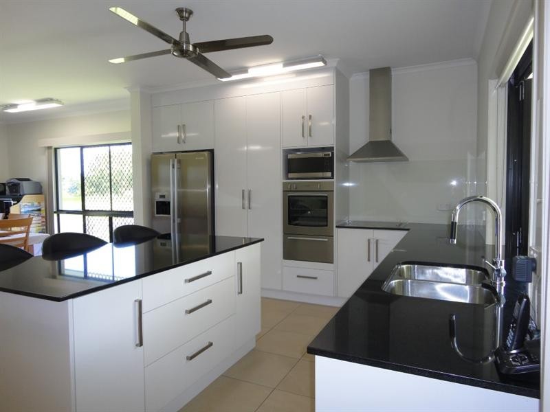 21 Mariner Drive, South Mission QLD 4852