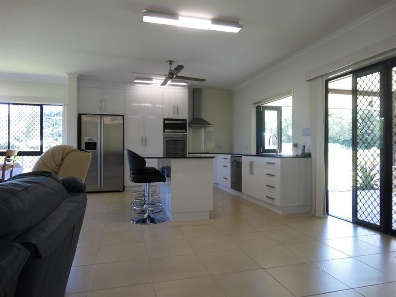 21 Mariner Drive, South Mission QLD 4852