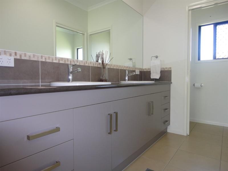 21 Mariner Drive, South Mission QLD 4852