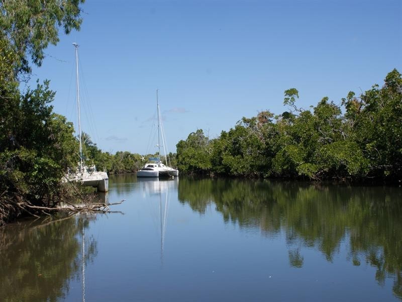 21 Mariner Drive, South Mission QLD 4852