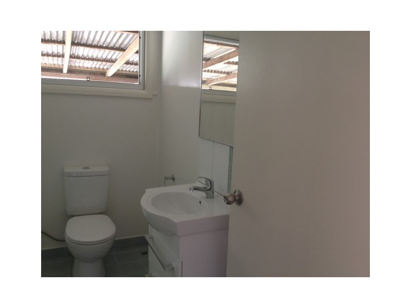 9 McQuillan Street, Tully QLD 4854