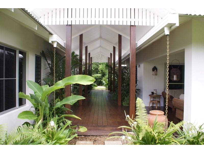 11A Kurrajong Close, Wongaling Beach QLD 4852