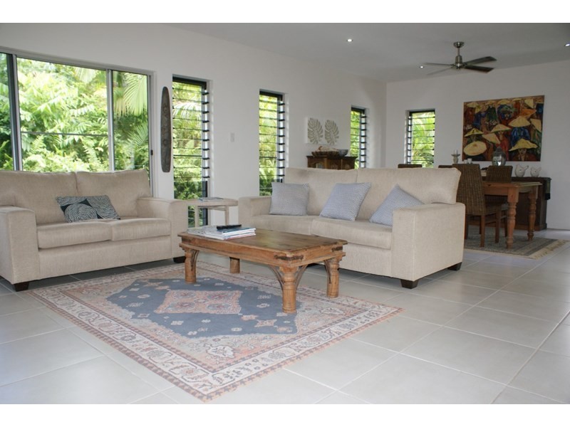 11A Kurrajong Close, Wongaling Beach QLD 4852