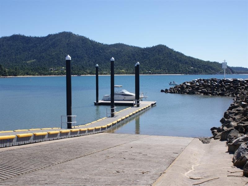 6 Southward Street, Mission Beach QLD 4852