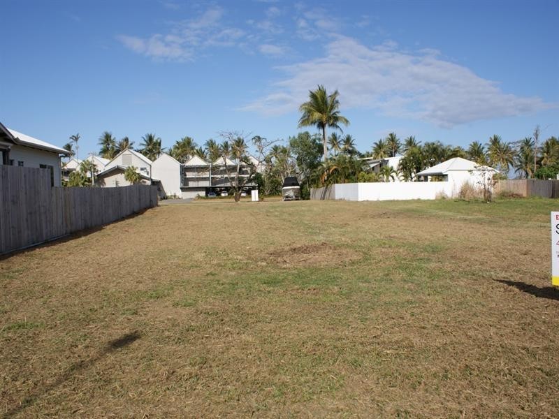 6 Southward Street, Mission Beach QLD 4852