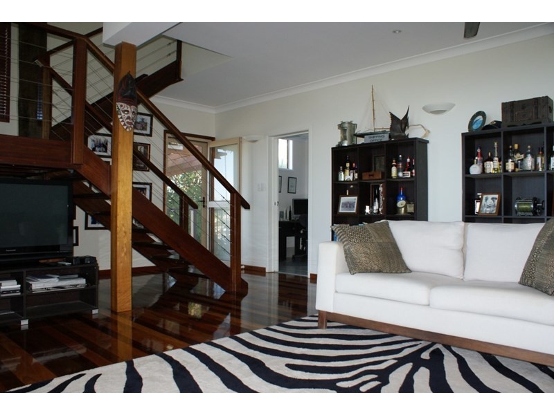 1 Bedarra Terrace, South Mission QLD 4852