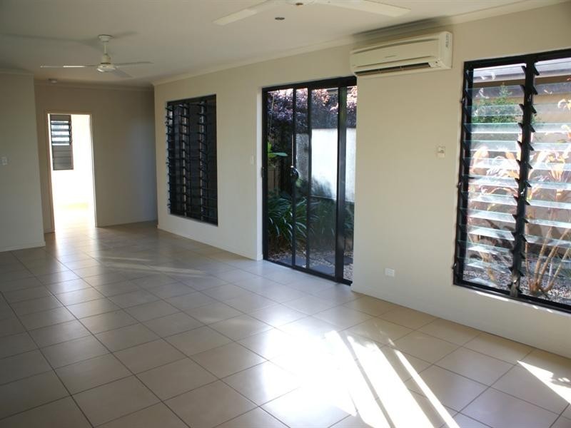 1/34 Mariner Drive, South Mission QLD 4852