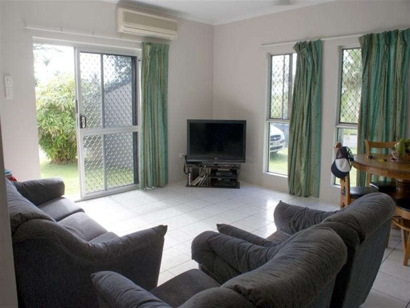 1/16 Wongaling Beach Road, Wongaling Beach QLD 4852