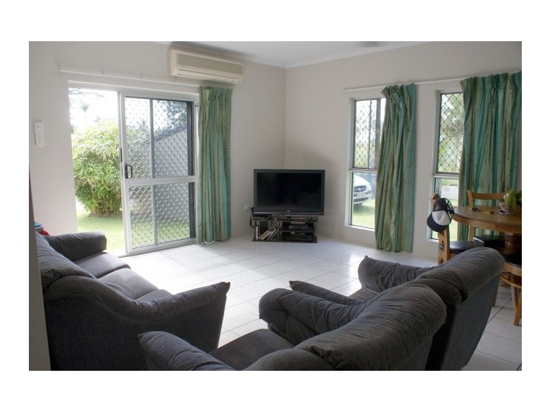 1/16 Wongaling Beach Road, Wongaling Beach QLD 4852
