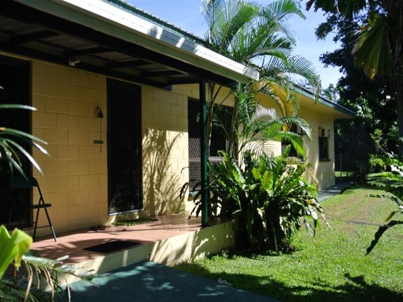 32 Bingil Bay Road, Bingil Bay QLD 4852