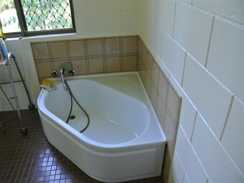 32 Bingil Bay Road, Bingil Bay QLD 4852