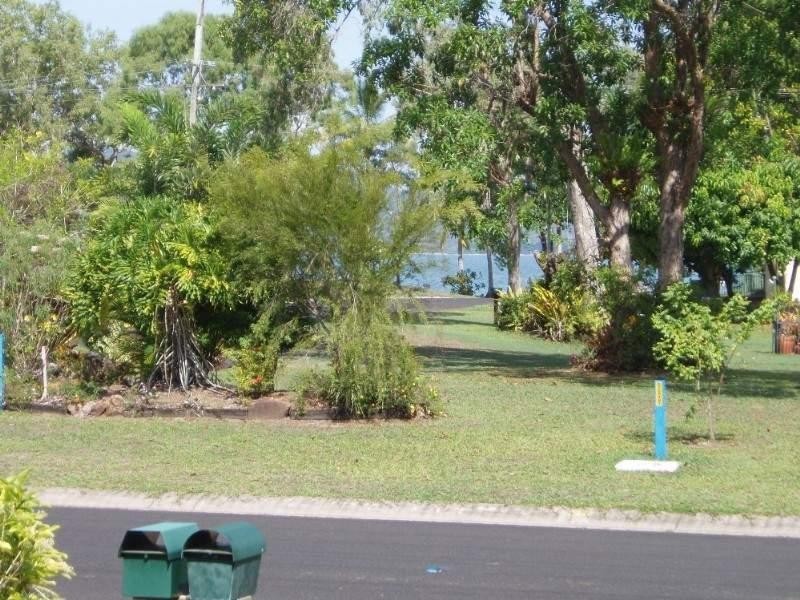 1/49 Seafarer Street, Mission Beach QLD 4852