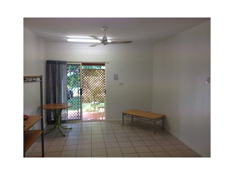1/6 Holland Street, Wongaling Beach QLD 4852