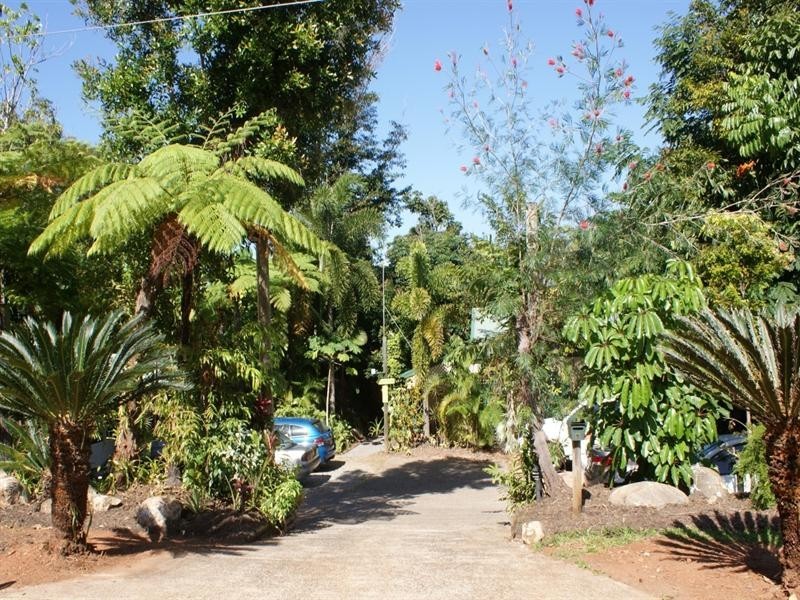 9 Endeavour Avenue, Mission Beach QLD 4852