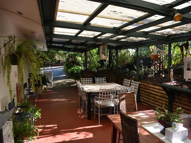 9 Endeavour Avenue, Mission Beach QLD 4852