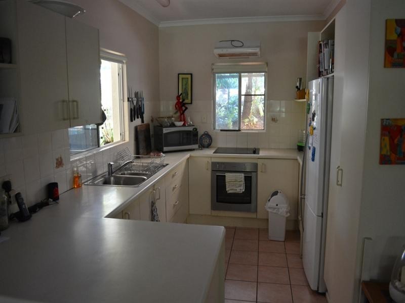 9 Endeavour Avenue, Mission Beach QLD 4852