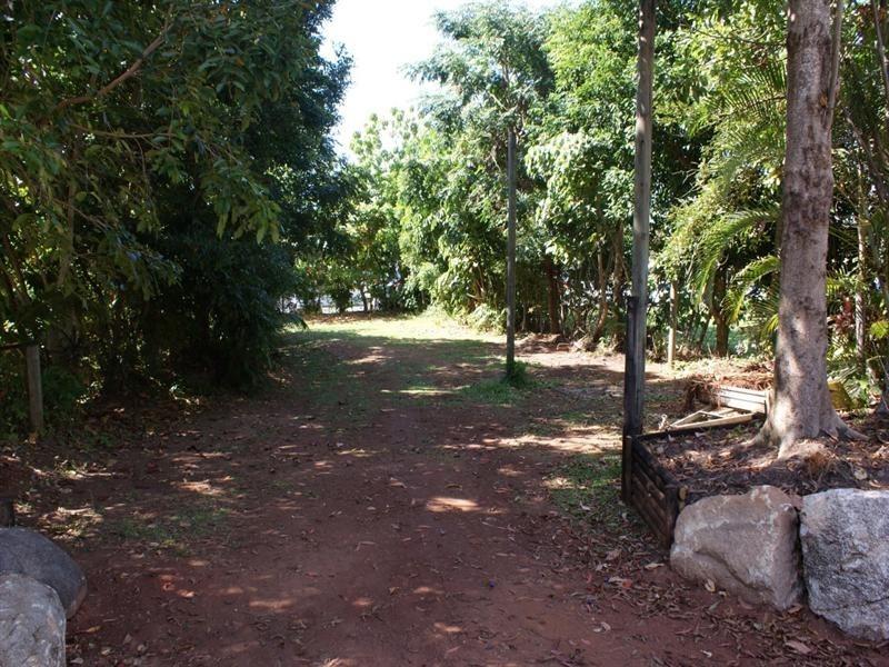 9 Endeavour Avenue, Mission Beach QLD 4852