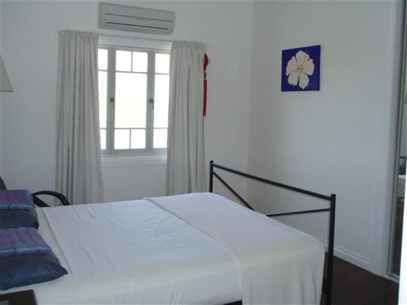 16 Southward Street, Mission Beach QLD 4852