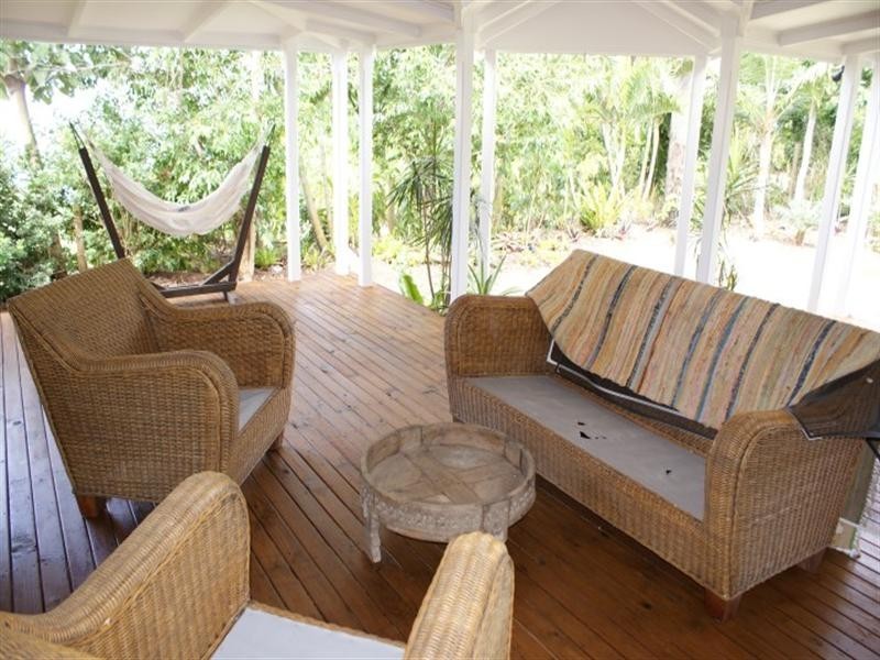 16 Southward Street, Mission Beach QLD 4852