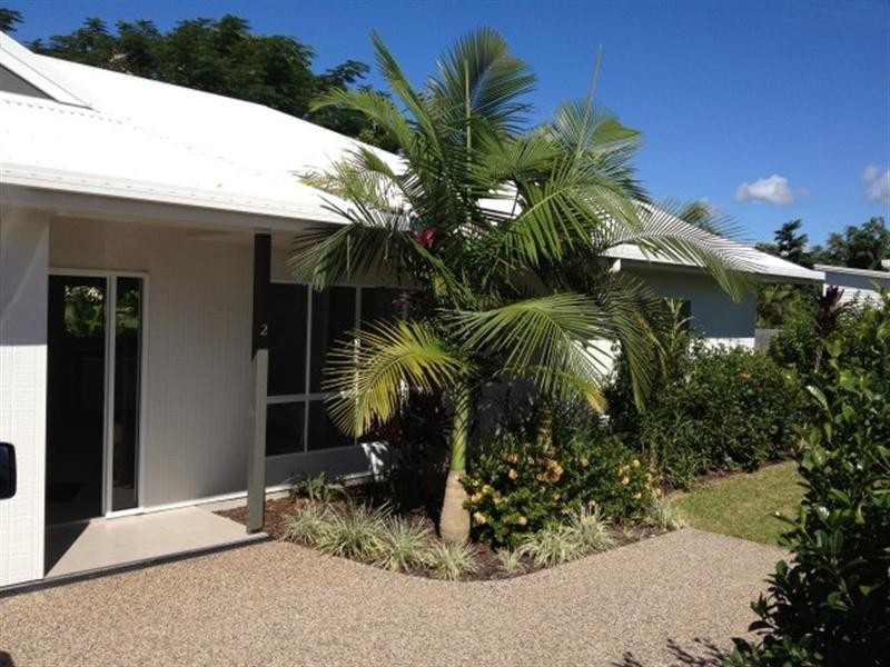 2/20 Seaview Street, Mission Beach QLD 4852
