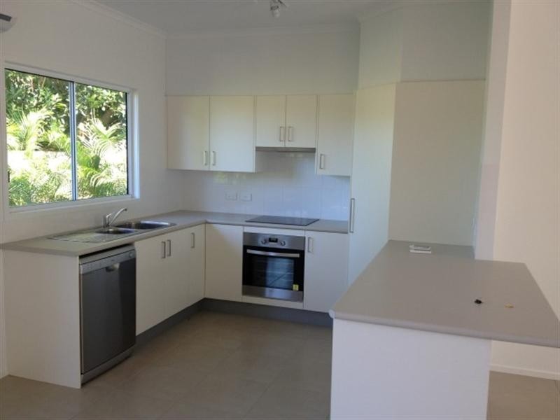 2/20 Seaview Street, Mission Beach QLD 4852