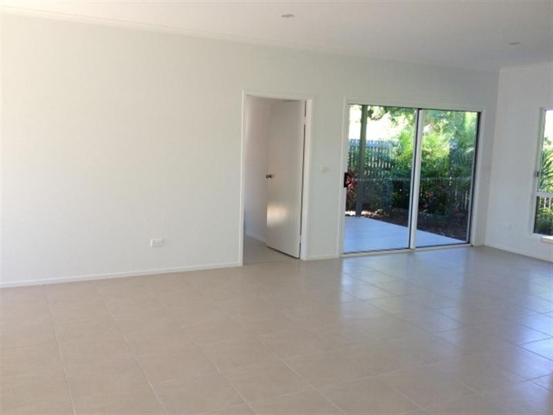 2/20 Seaview Street, Mission Beach QLD 4852