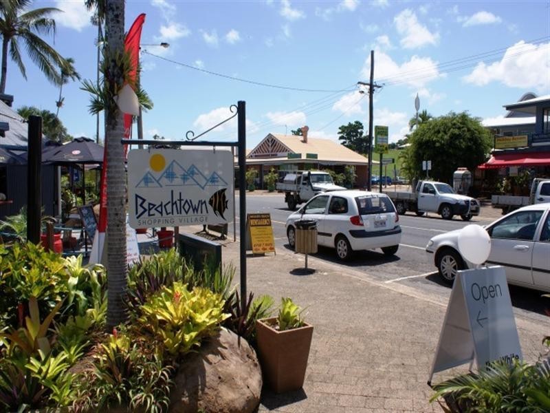 2/20 Seaview Street, Mission Beach QLD 4852