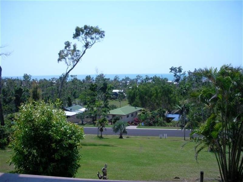 25 Dunkalli Cresent,, Wongaling Beach QLD 4852
