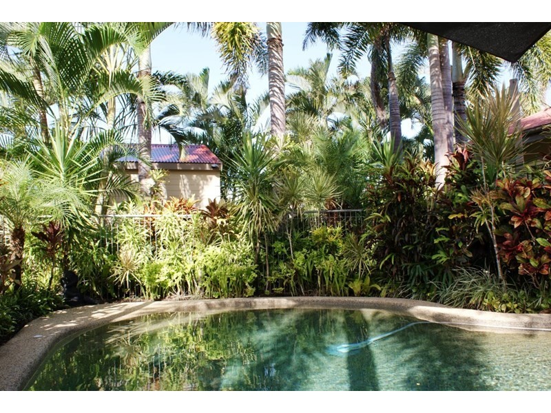 6 McNamara Street, Wongaling Beach QLD 4852