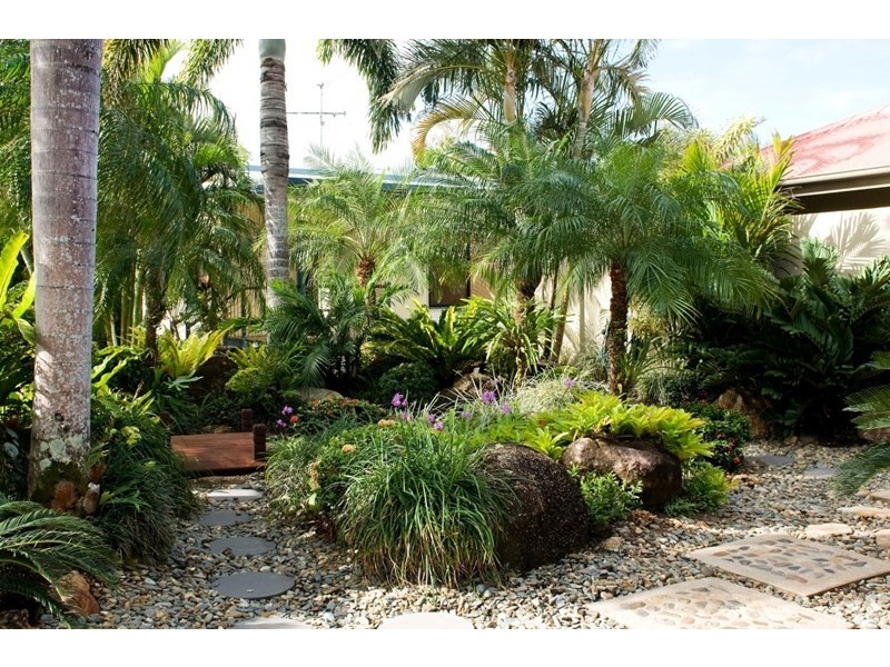 6 McNamara Street, Wongaling Beach QLD 4852