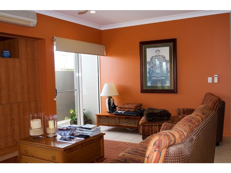 6 McNamara Street, Wongaling Beach QLD 4852