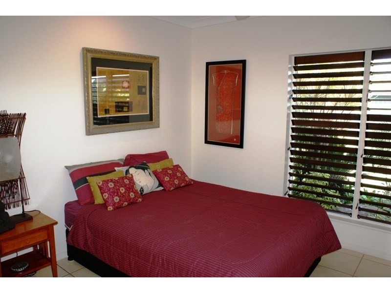 6 McNamara Street, Wongaling Beach QLD 4852