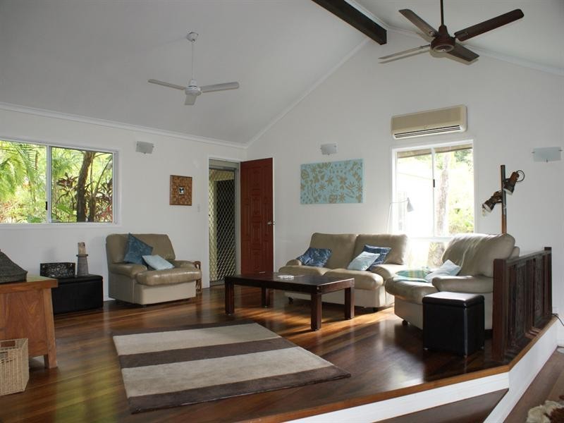 49 Cutten Street, Bingil Bay QLD 4852