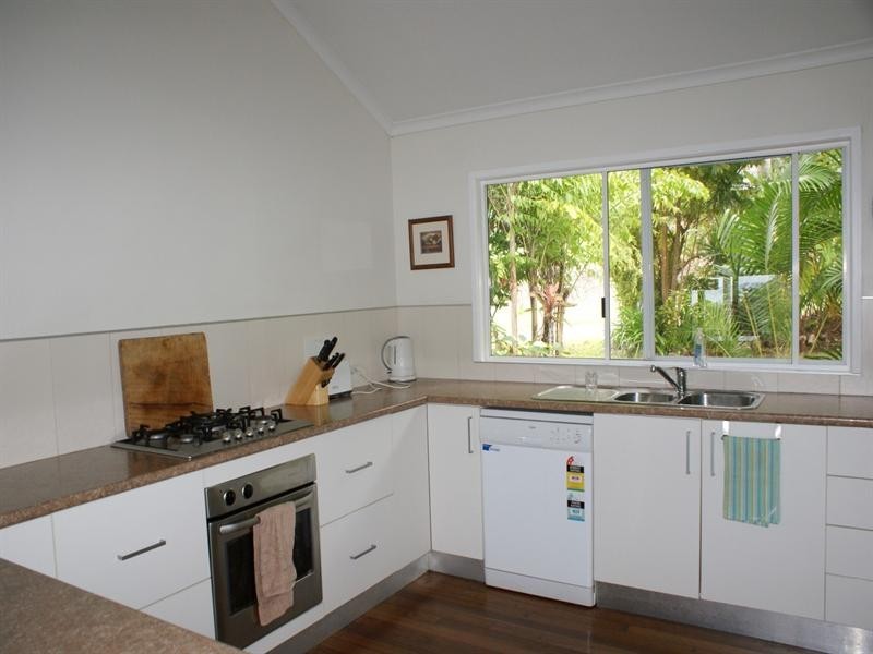 49 Cutten Street, Bingil Bay QLD 4852