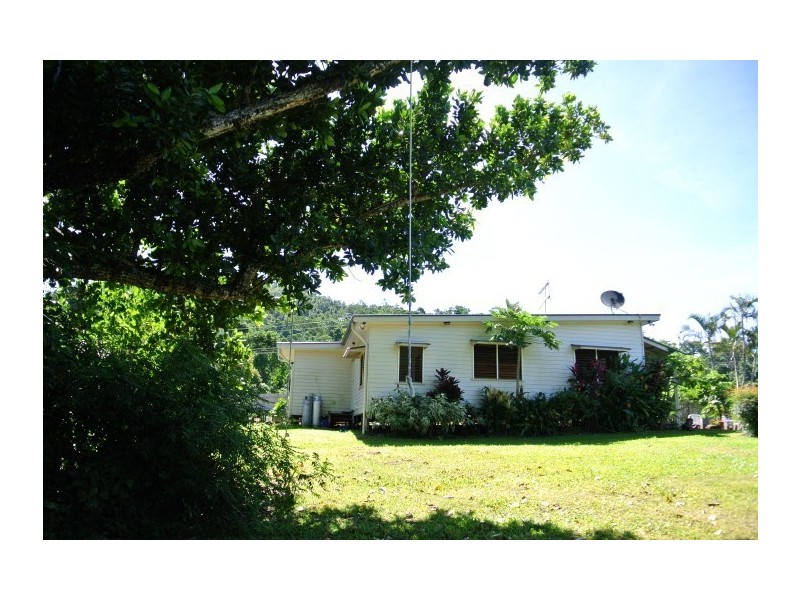 19 James Road, Mission Beach QLD 4852