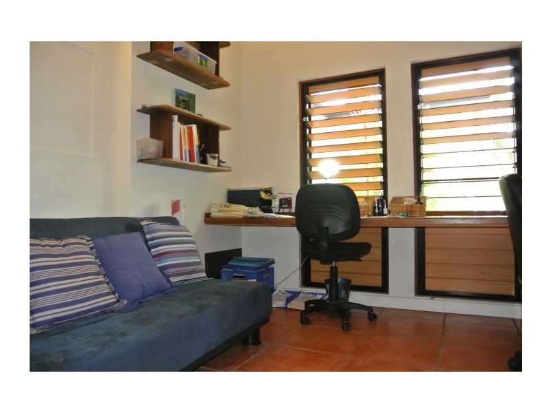 42 Holland Street, Wongaling Beach QLD 4852