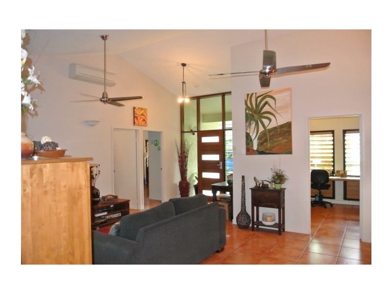 42 Holland Street, Wongaling Beach QLD 4852