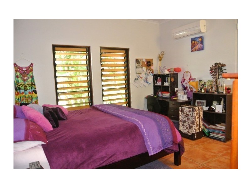42 Holland Street, Wongaling Beach QLD 4852
