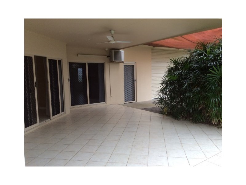 32 Buccaneer Street, South Mission QLD 4852