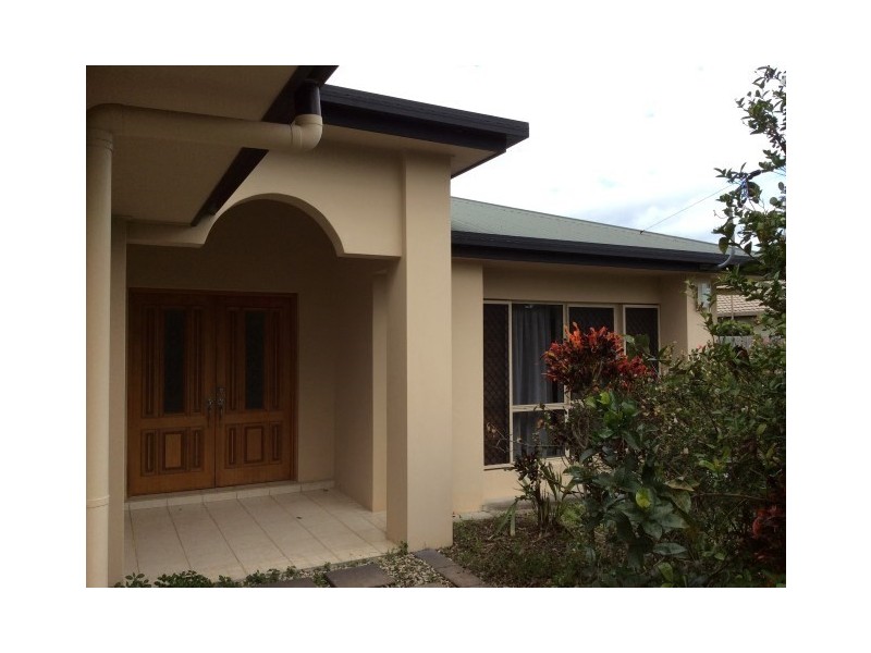 32 Buccaneer Street, South Mission QLD 4852