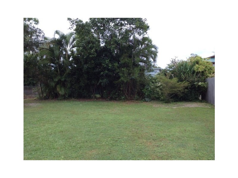 32 Buccaneer Street, South Mission QLD 4852