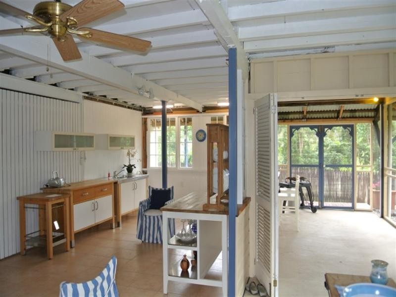 19 Holland Street, Wongaling Beach QLD 4852