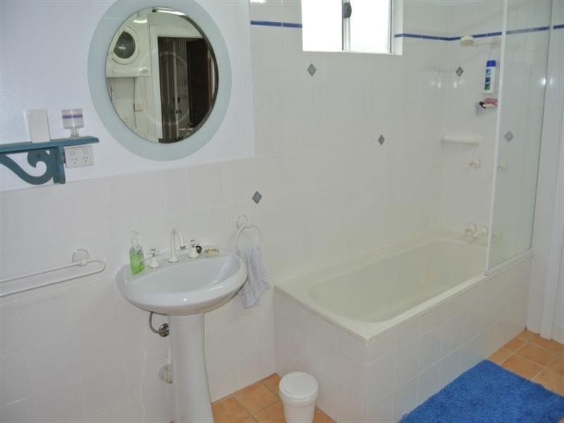 19 Holland Street, Wongaling Beach QLD 4852