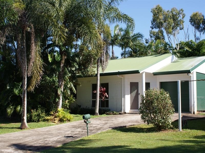 16 Kent Close, Mission Beach QLD 4852