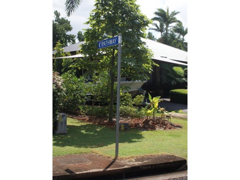 16 Kent Close, Mission Beach QLD 4852