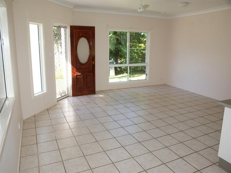 16 Kent Close, Mission Beach QLD 4852